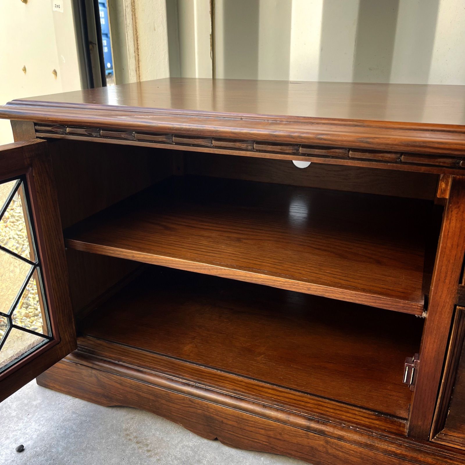 クラシック英国風アンティークステンドグラス テレビボード