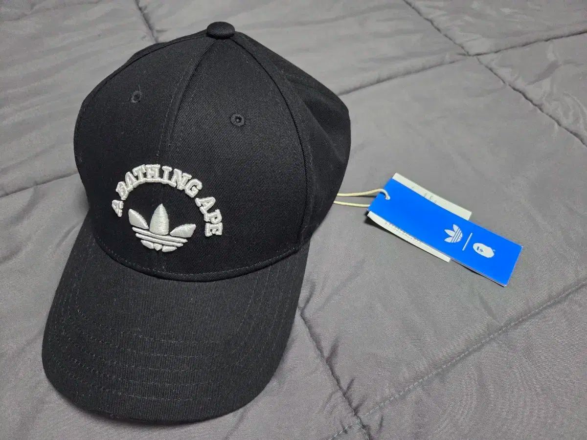 A BATHING APE アベイシングエイプ adidas アディダス コラボ 帽子