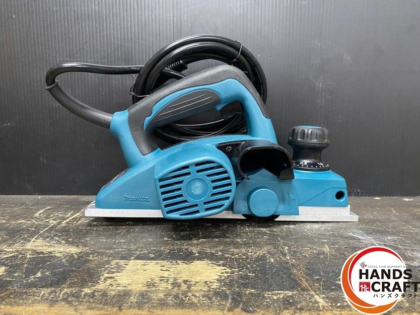  makita マキタ 電気カンナ 単相100 V 最大切削幅 82 mm 回転数 17 000 min 1 替刃 ボックスレンチ9付 実使用なし その他 研磨機