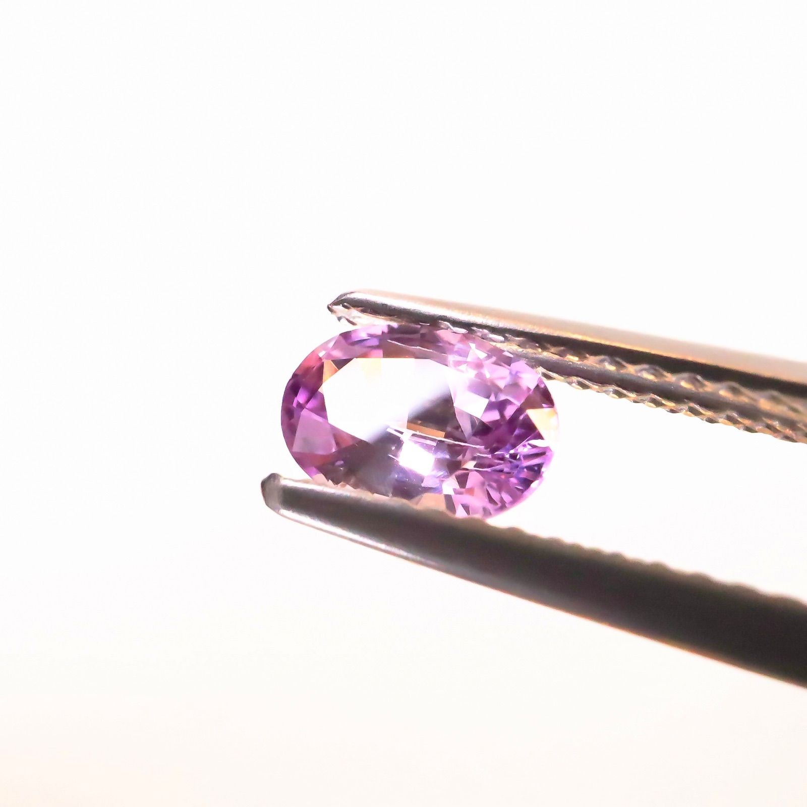 パープル サファイア ルース 鑑別書付き 0.665ct