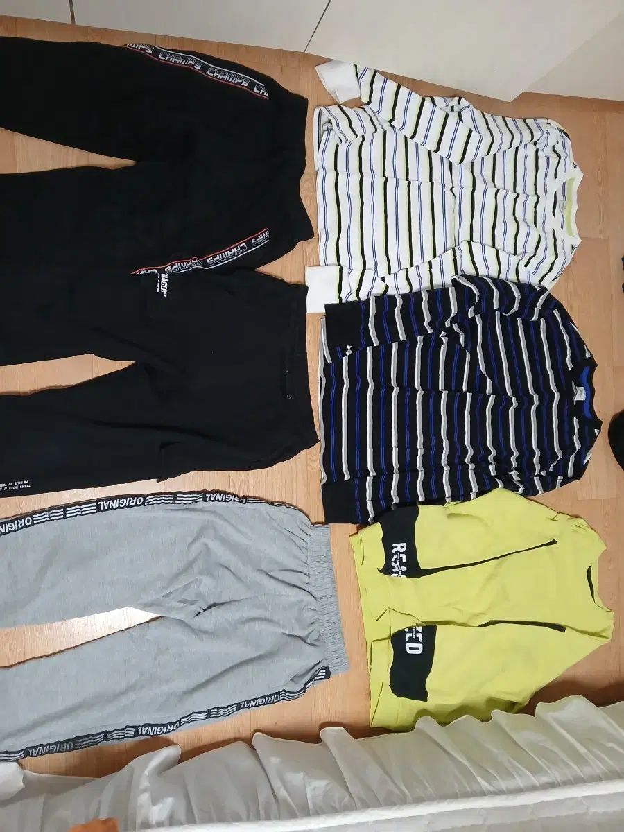 160 165 起毛 Tシャツ ズボン 27種 まとめ 85000円 含む