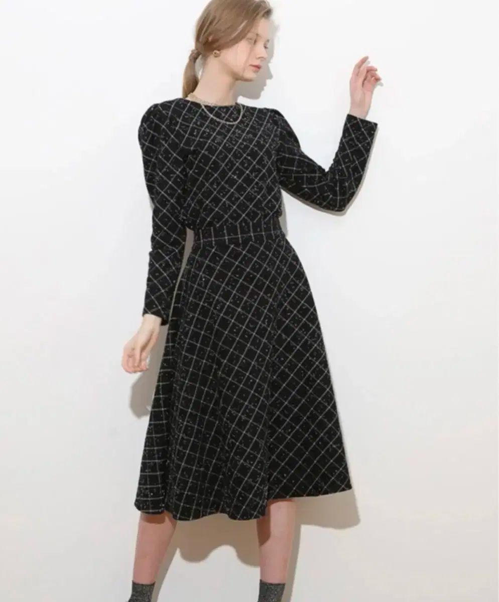 ミューズバイイロローズ ジャカード セットアップ