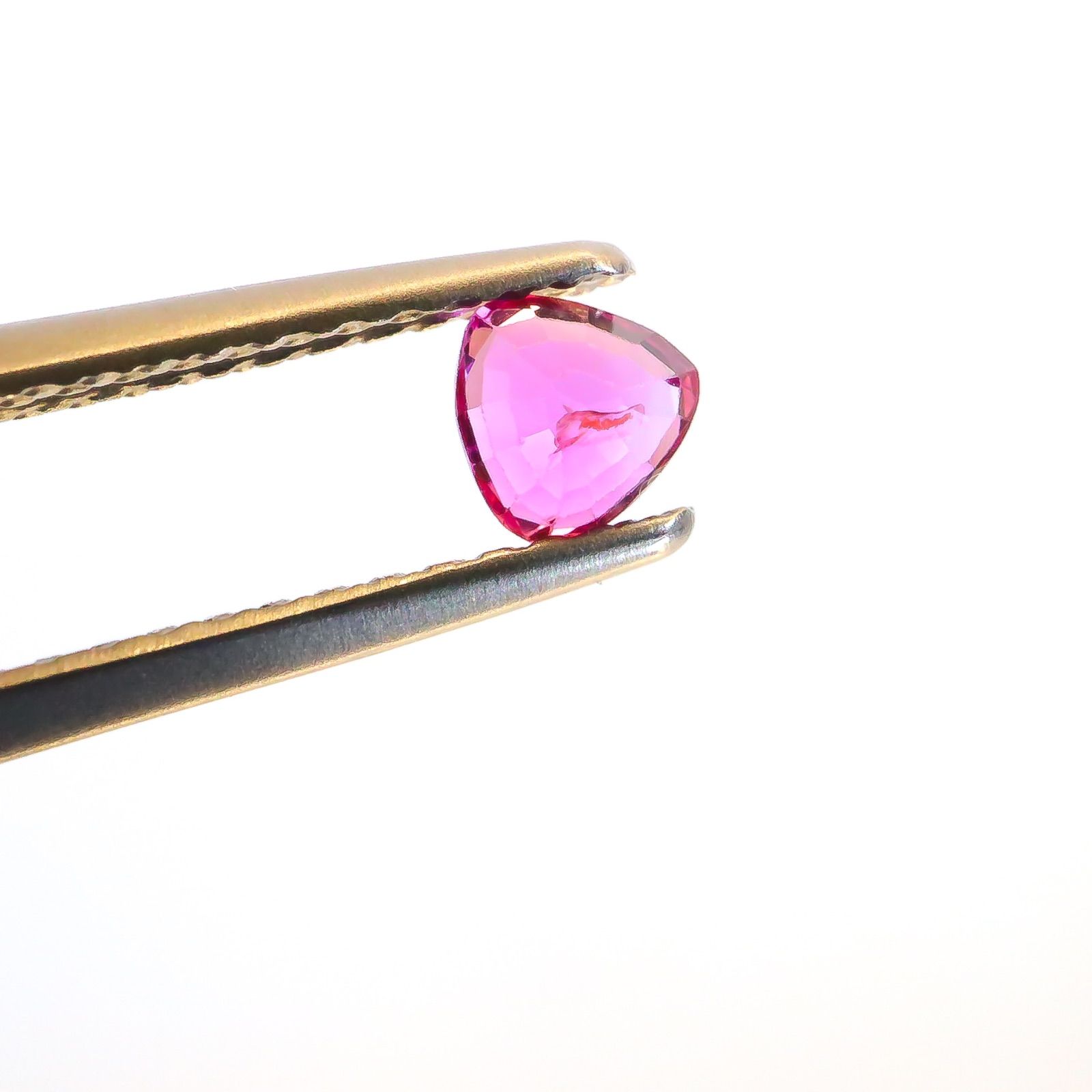 ルビー トリリアントカット