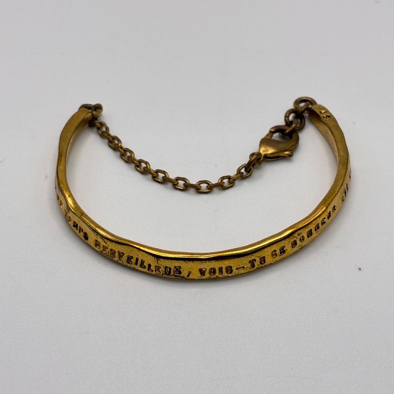 サージトラバル ブレスレット