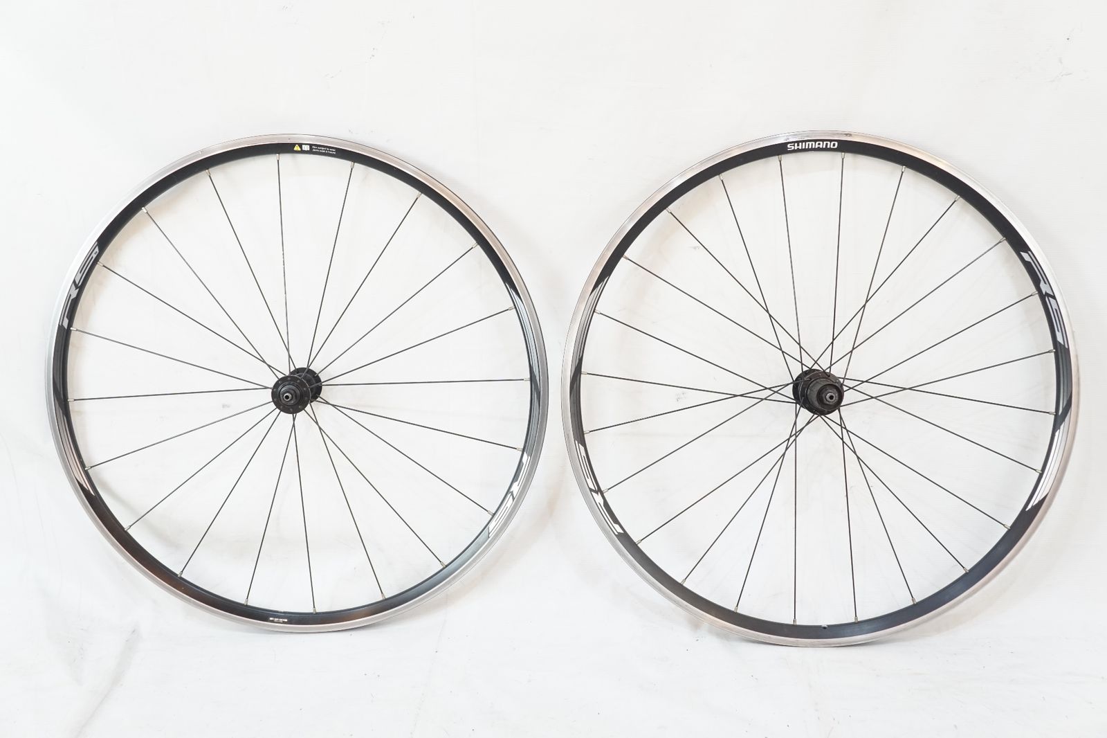 SHIMANO シマノ WH-RS010 シマノ11速 ホイールセット バイチャリ浦和ベース