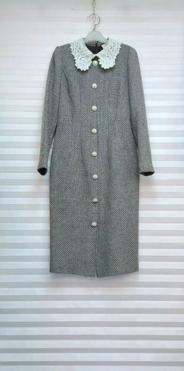 モジョエスピン レース襟 ツイード ロング丈ワンピース 699千円