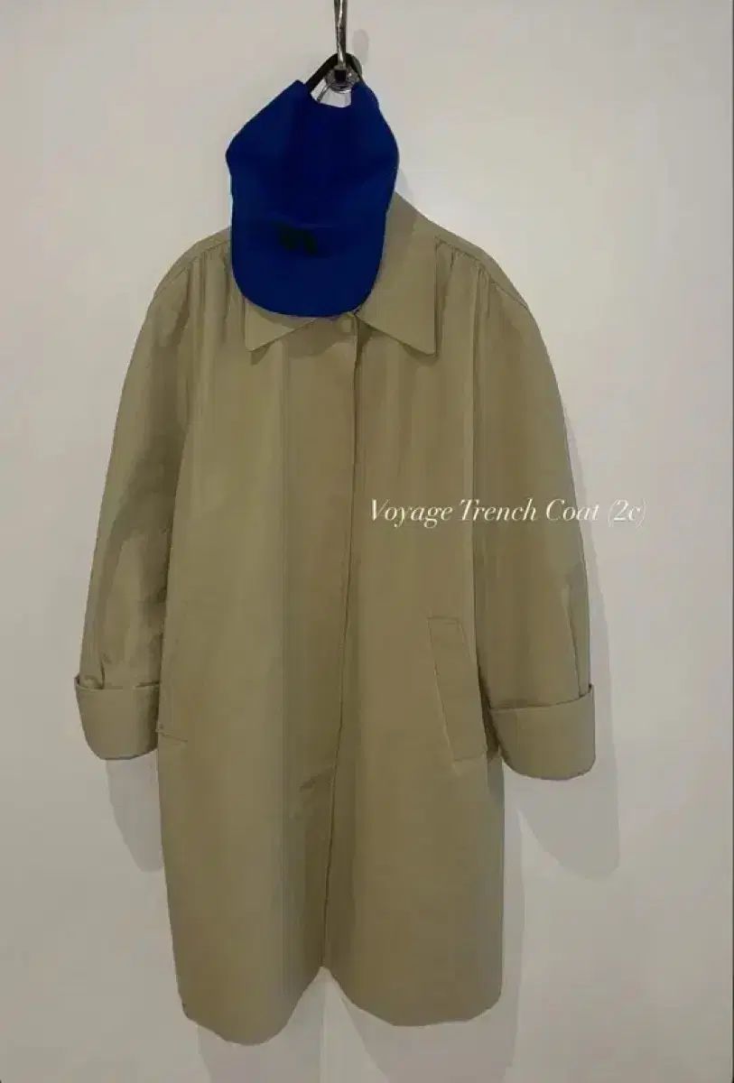 ベージュ ネイビー