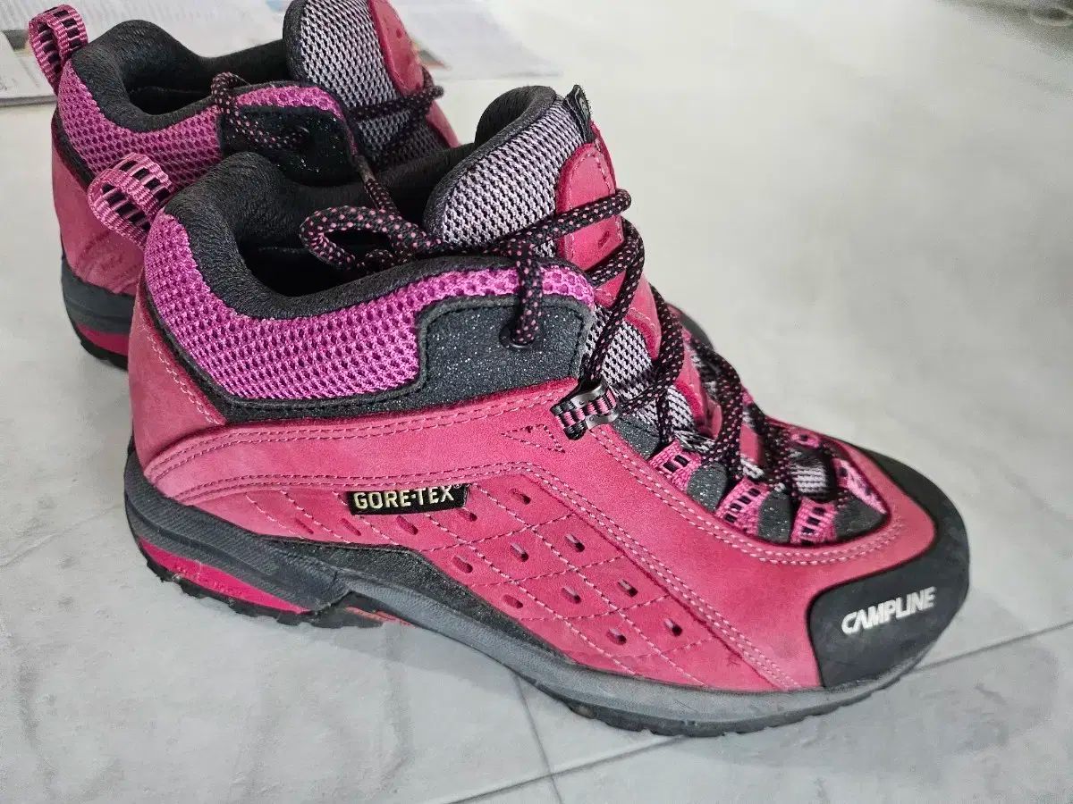 キャンプライン ゴアテックス登山靴 235