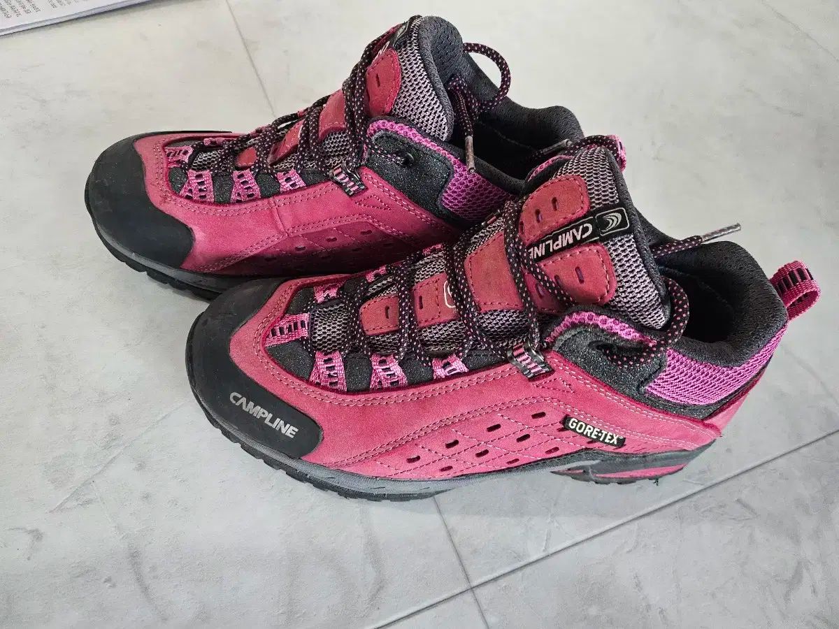 キャンプライン ゴアテックス登山靴 235 OLIVEOS_COM_TR