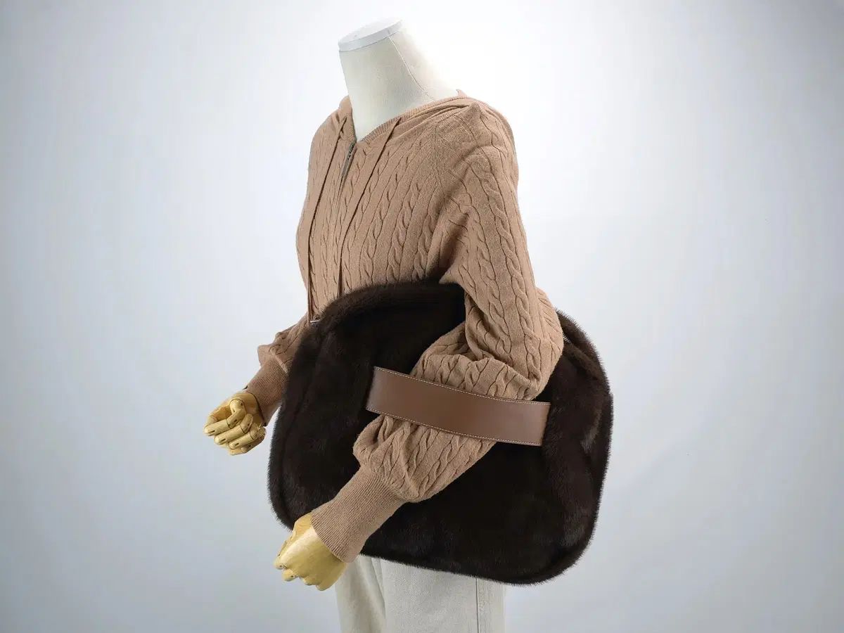 TIME ファー クラッチバッグ ブラウン DECORATOM_COM_BR