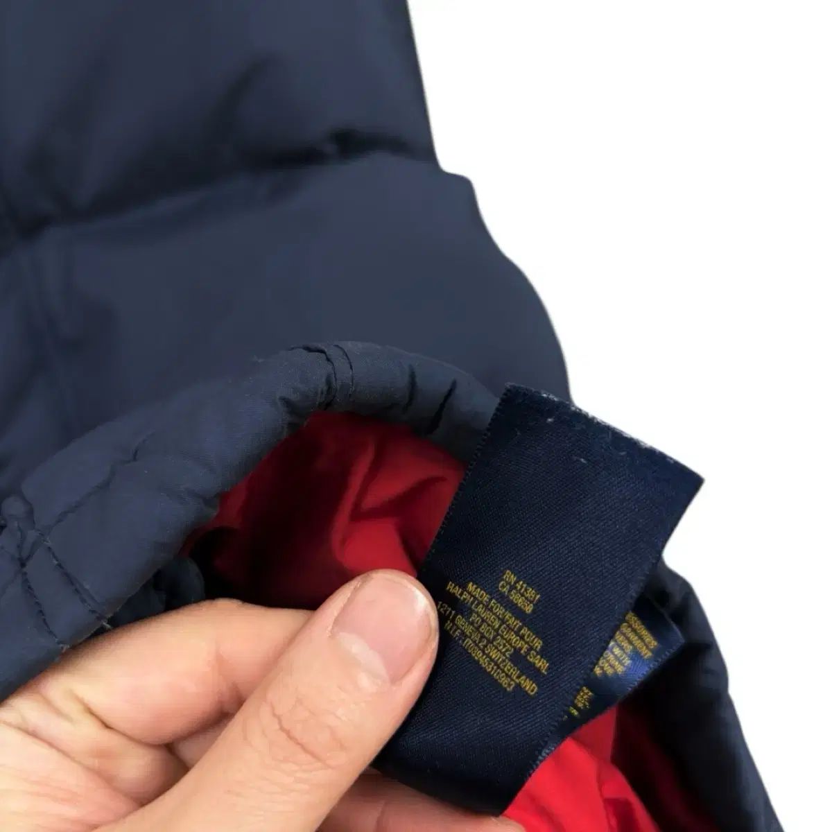 ダウンジャケット フード取り外し