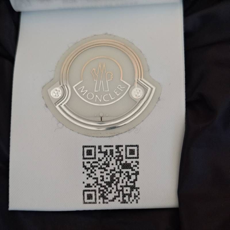 ライトダウンジャケット MONCLER