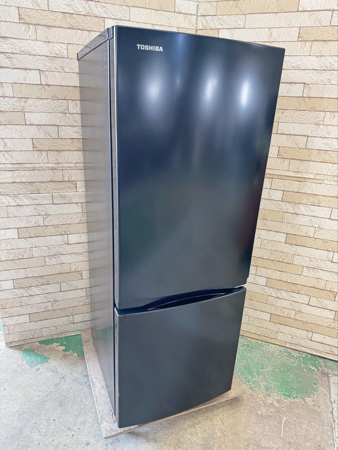 大阪送料無料★3か月保障付き★2023年★GR-V15BS(K)★IR-921 大阪送料無料☆3か月保障付き☆冷蔵庫☆東芝☆2ドア☆2023年☆GR-V15BS