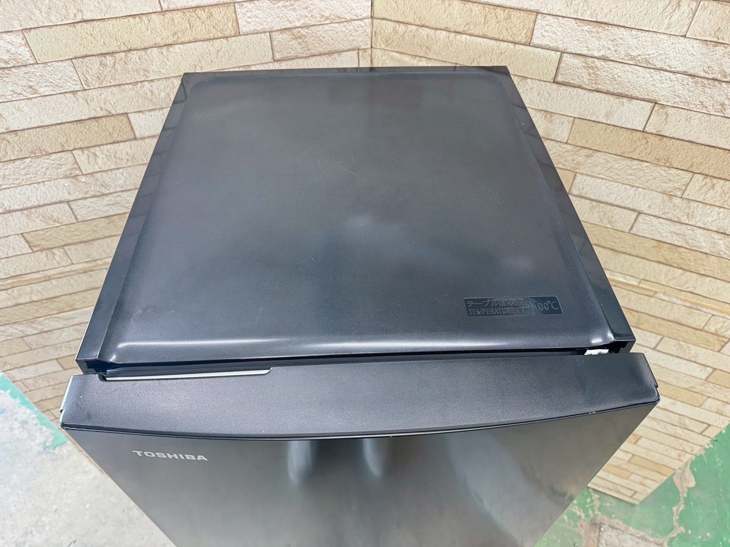 大阪送料無料☆3か月保障付き☆冷蔵庫☆東芝☆2ドア☆2023年☆GR-V15BS