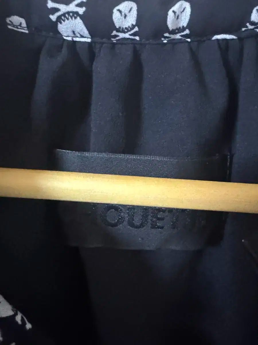 LUCKY CHOUETTE ラッキーシュエトゥ ドクロ パータン ブラック 半袖 ティアード ONE PIECE