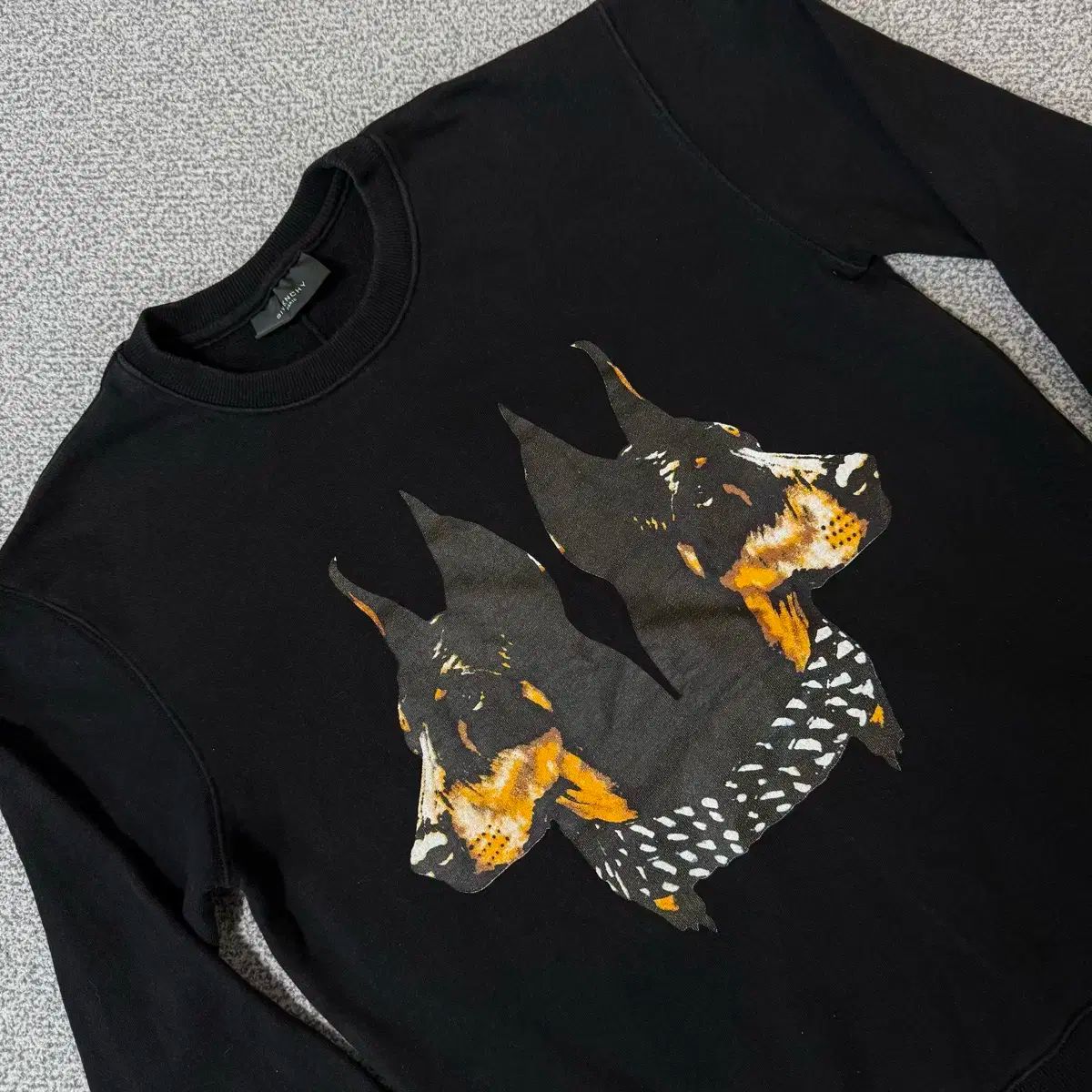 GIVENCHY】ジバンシイ ドーベルマン スウェット 美品相場以下