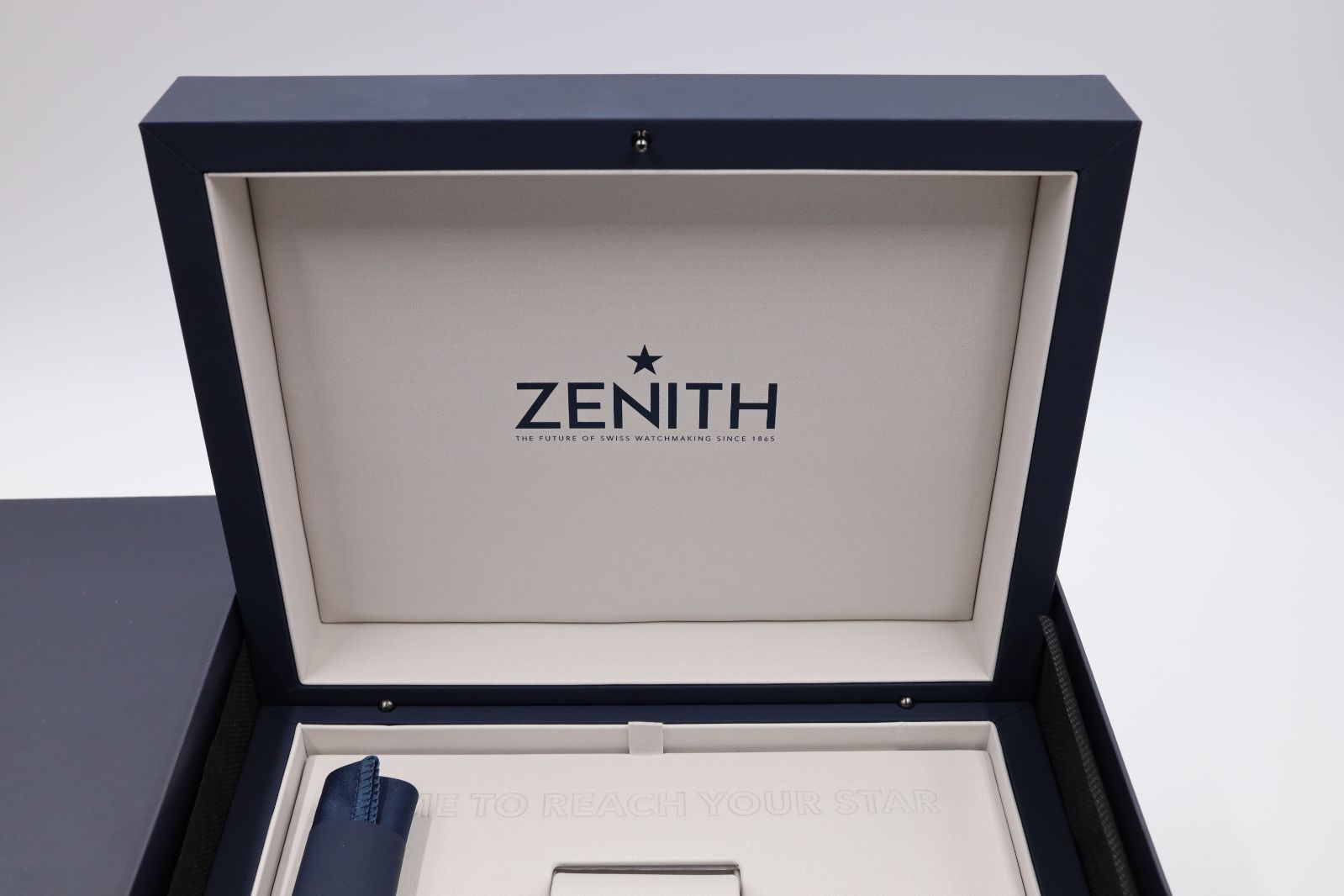  超 ゼニス 空箱 カードケース 冊子付き 拭き布付き その他 時計