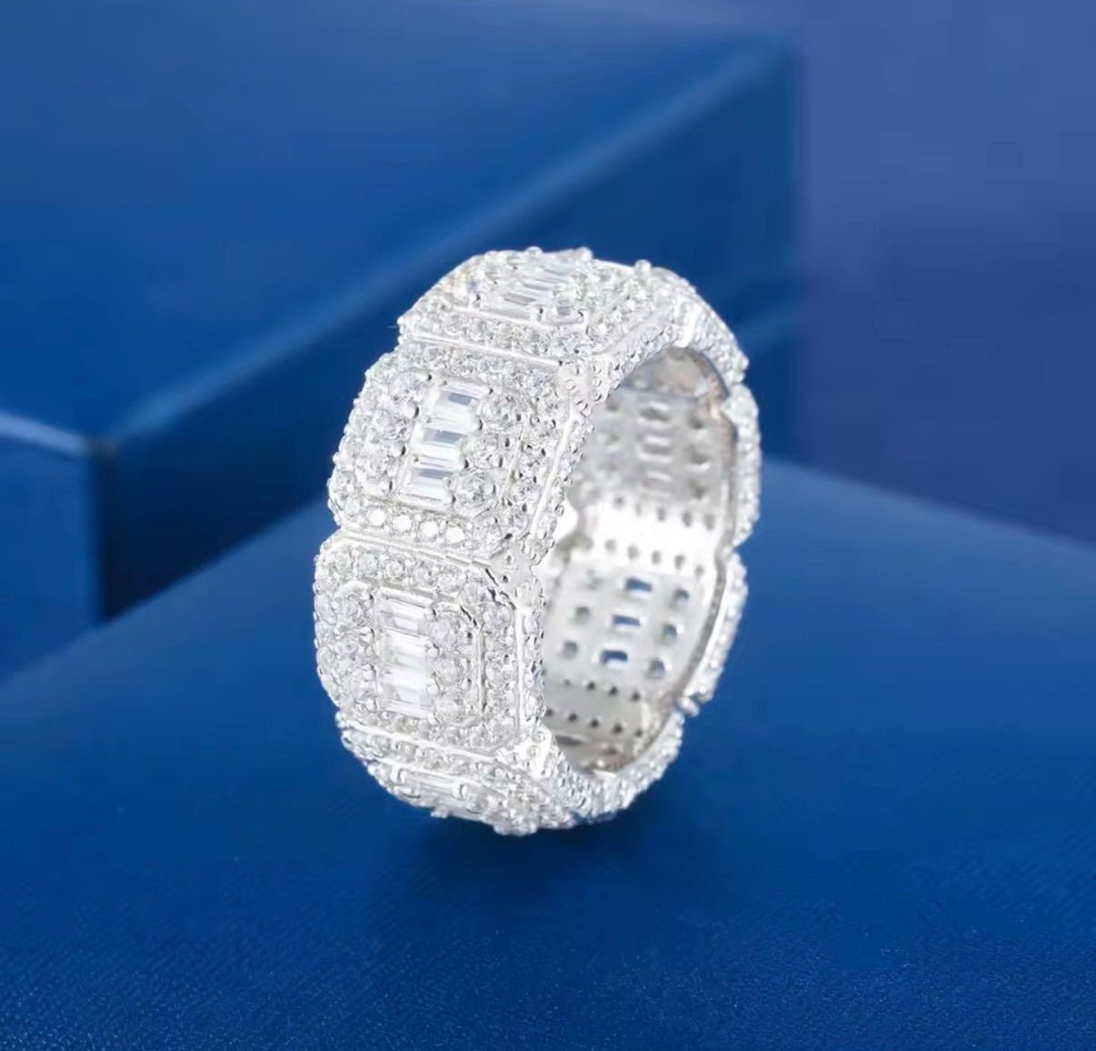 流行の中心 指先に光のライン モアサナイト×S925 テニスチェーンリング バゲット icedout ブリンブリン メンズ レディース 指輪 テスター反応 済 ブレゼント ギフトにも silver925