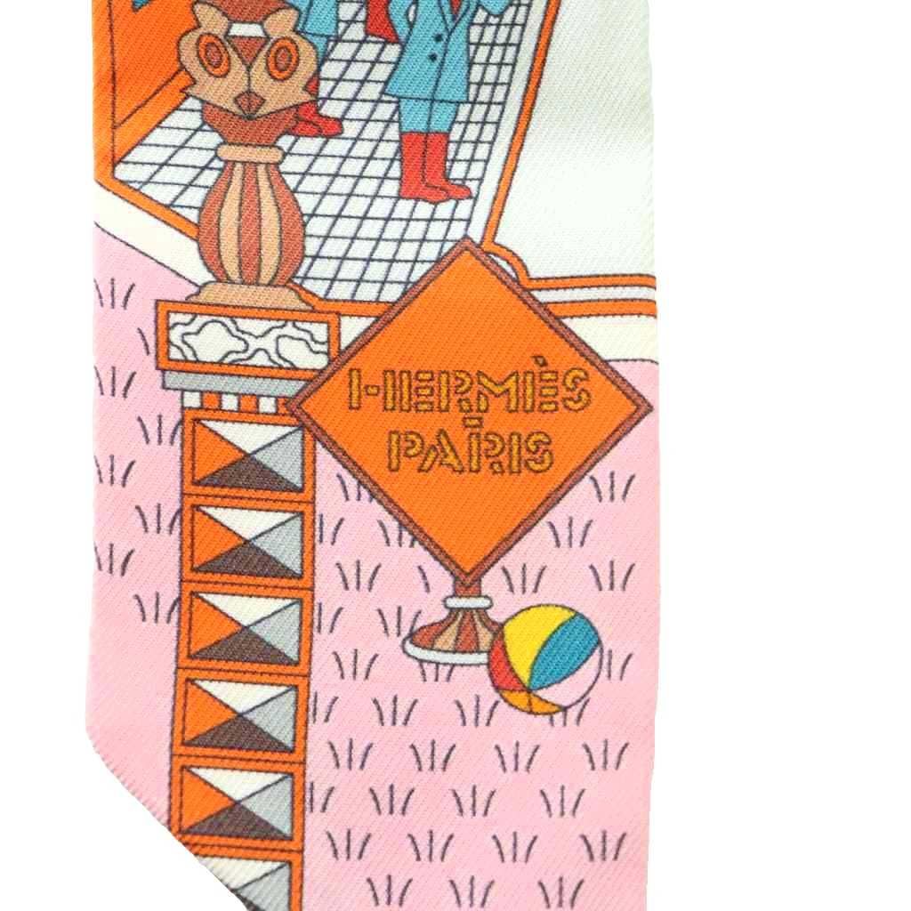 エルメス HERMES La Maison des Carres ツイリー スカーフ シルク 総柄