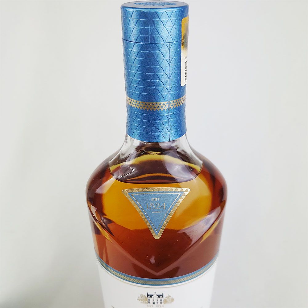 ザ・マッカラン クエスト 40度 700ml 箱付-メルカリ