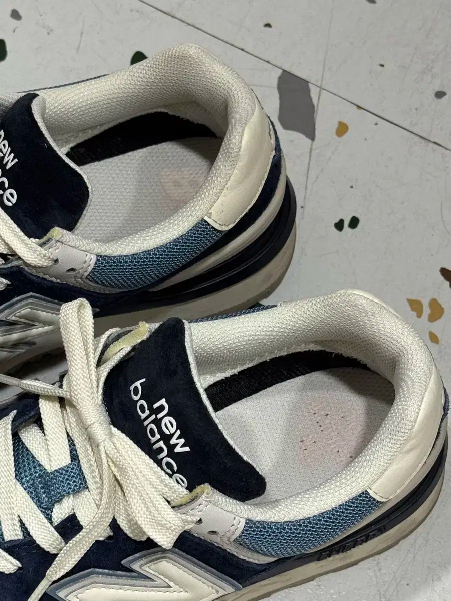 ニュー ンス 574 レガシー ネイビー 260 mm u lgvc