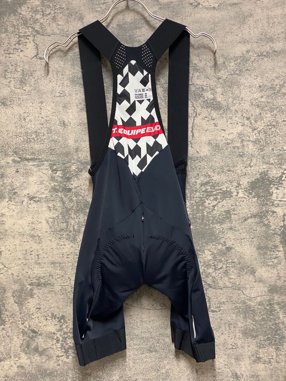 JN763 アソス assos T.EQUIPE EVO ビブショーツ 黒 XS プリント劣化