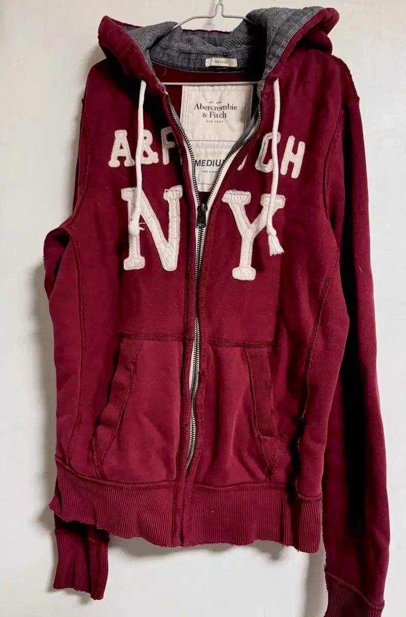アバクロンビー バーガンディ ヴィンテージ フードジップアップ