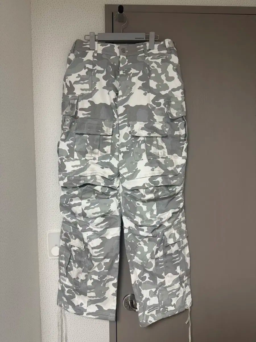 3 FAR ARCHIVE カモフラージュパンツ 白