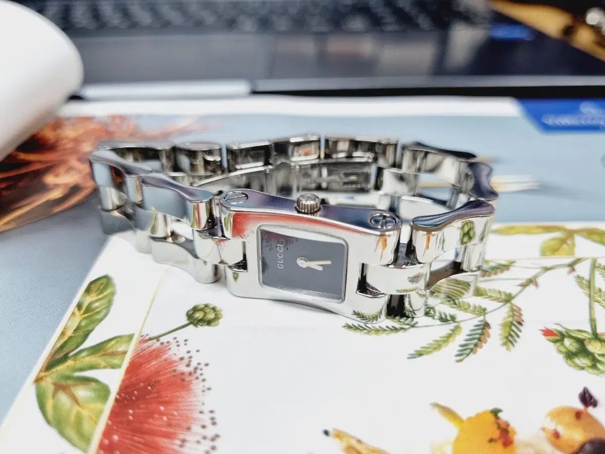 レディースメタル時計