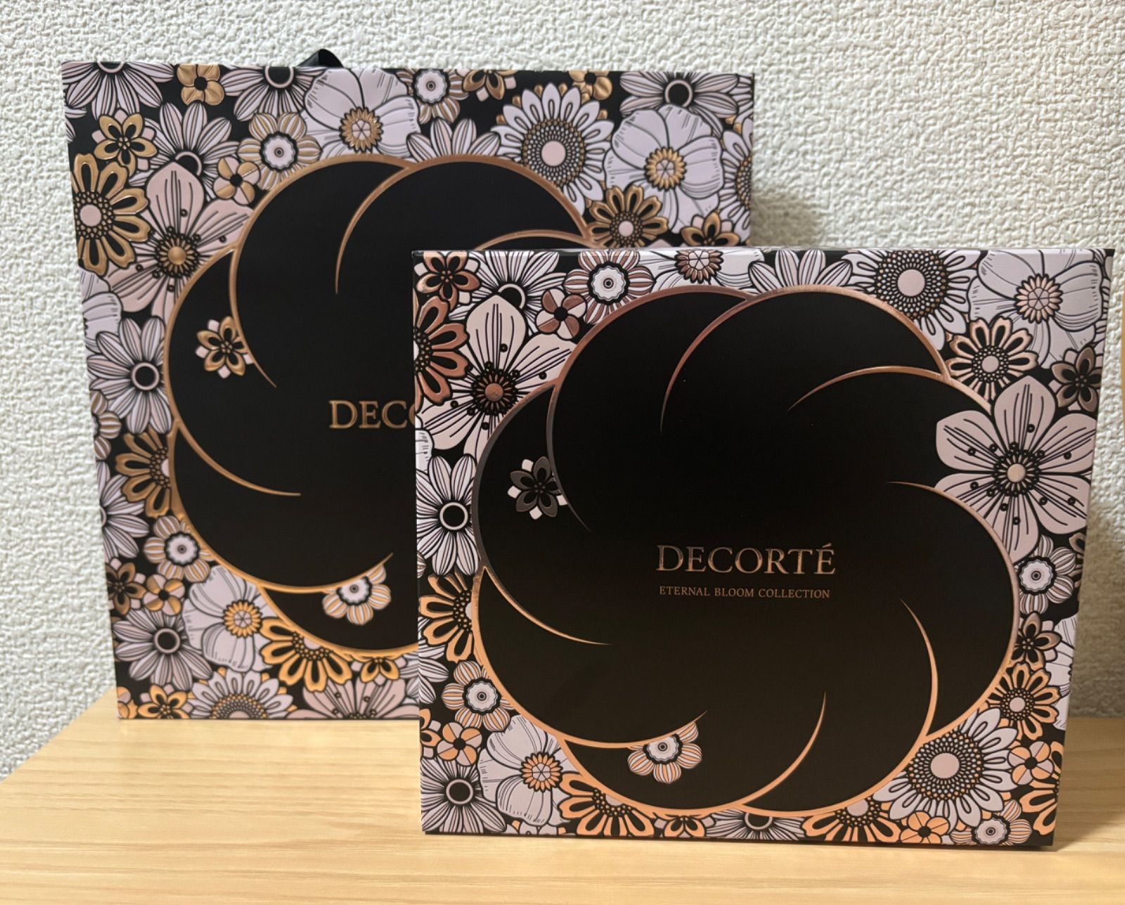 コスメデコルテ クリスマスコフレ2025 新品未使用 サンプル付き - メルカリ