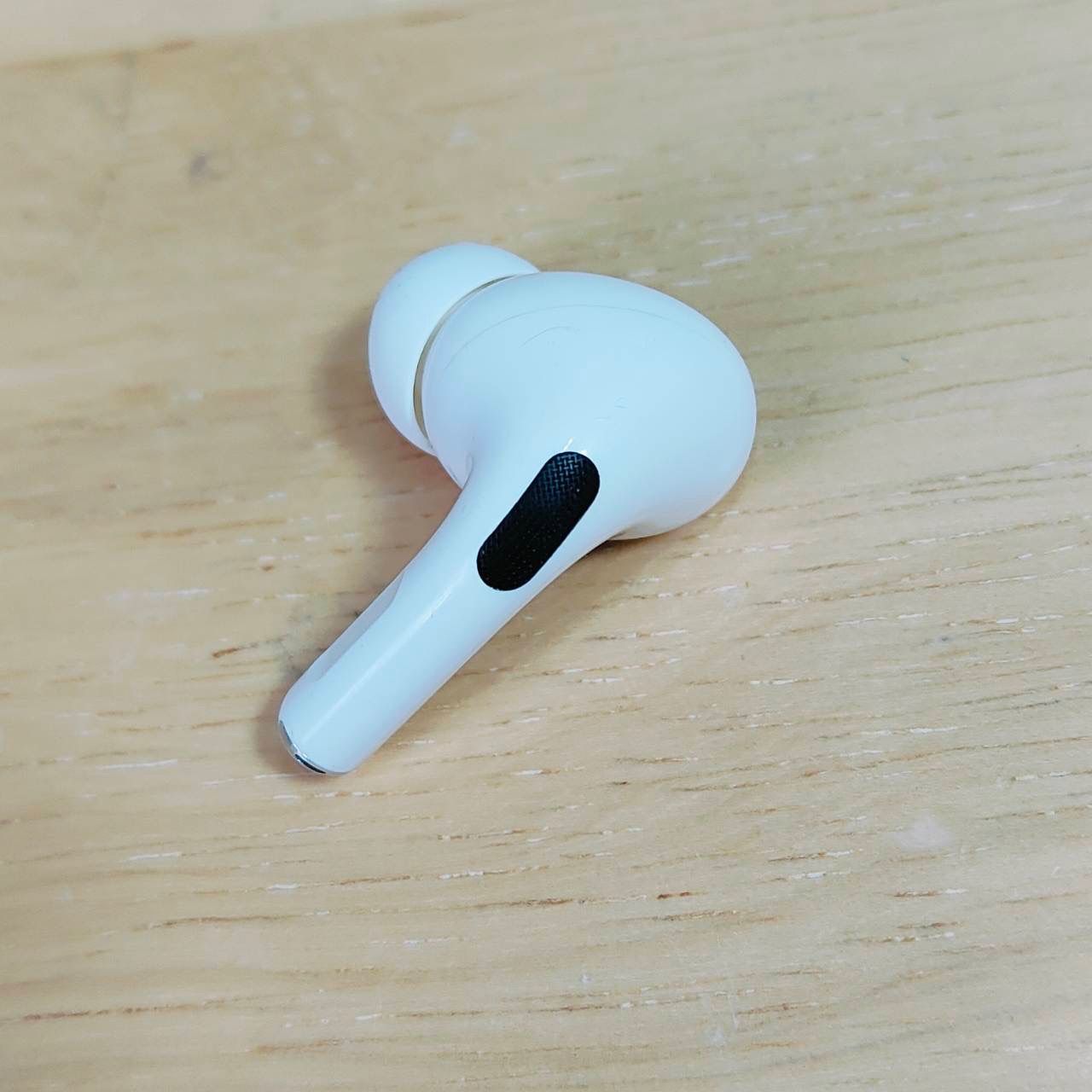 Apple AirPods Pro 第1世代 片耳 L 片方 左耳 Aランク - メルカリ