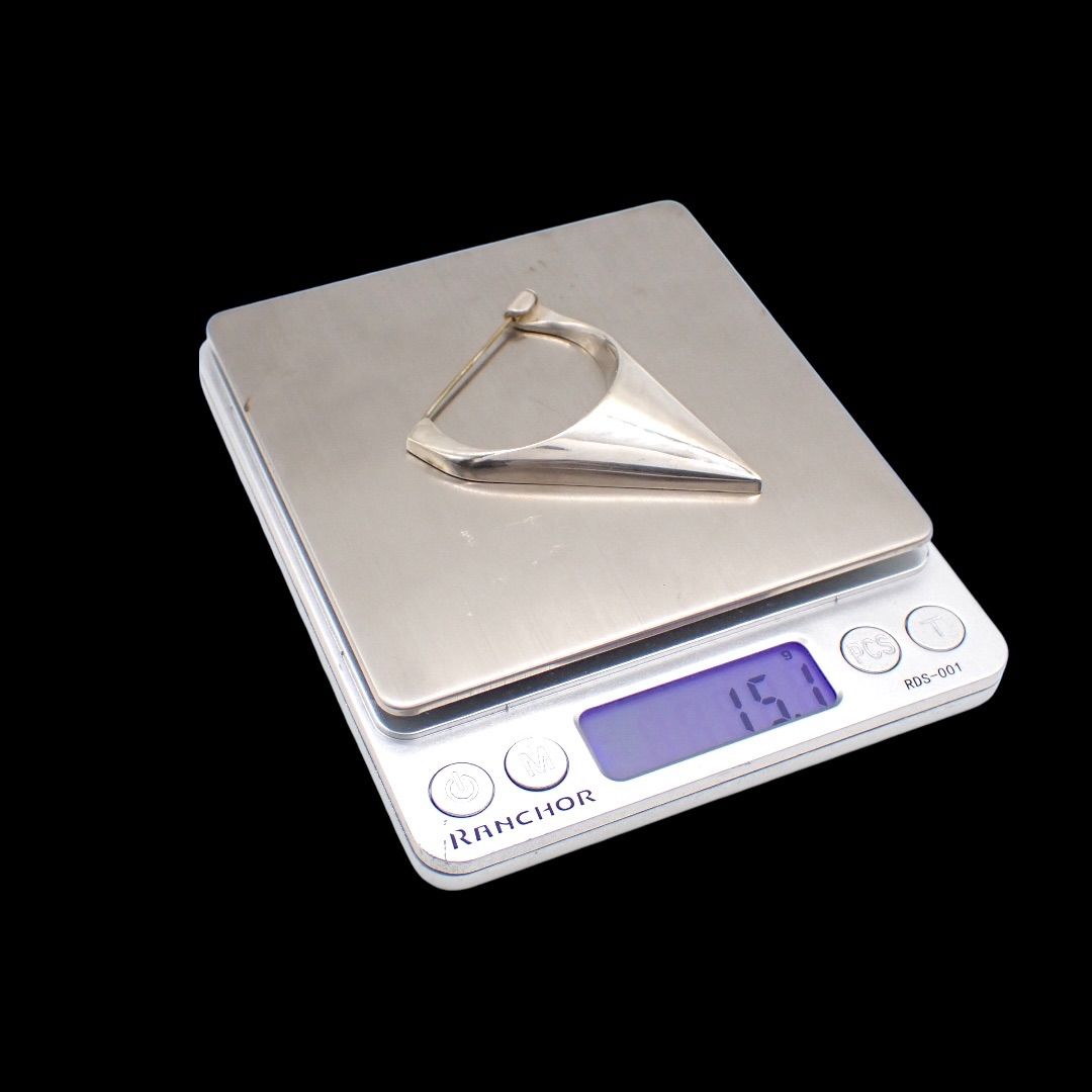 ピンブローチ シルバー