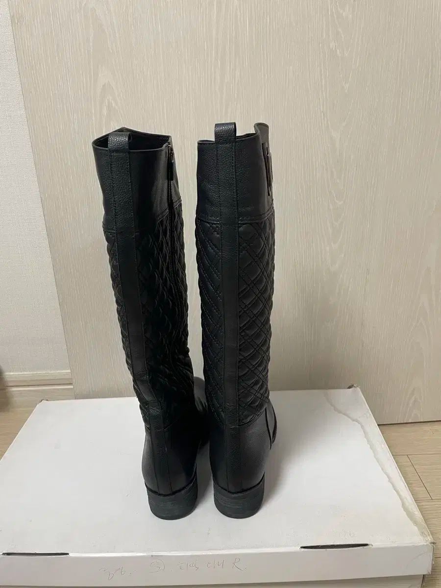  ダックス キルティング ロングブーツ その他 ブーツ