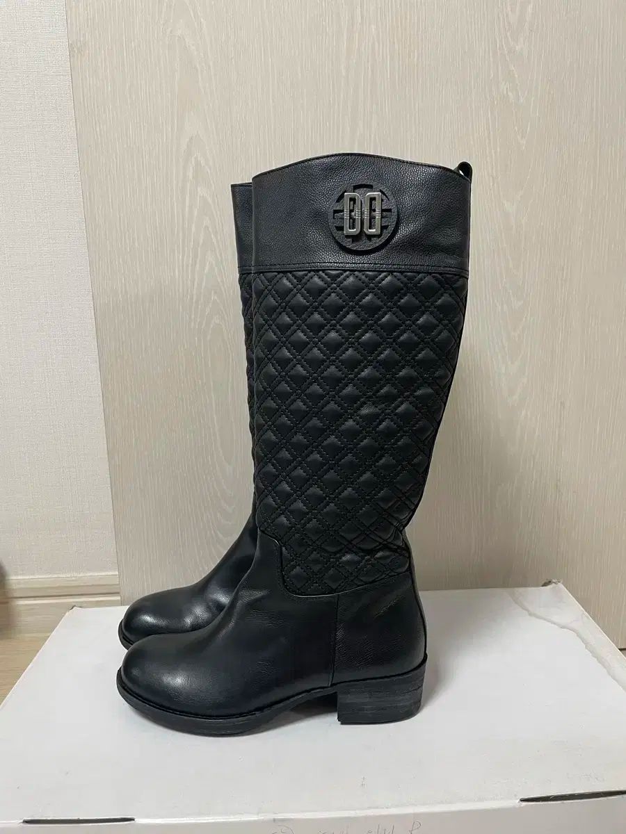 ダックス キルティング ロングブーツ