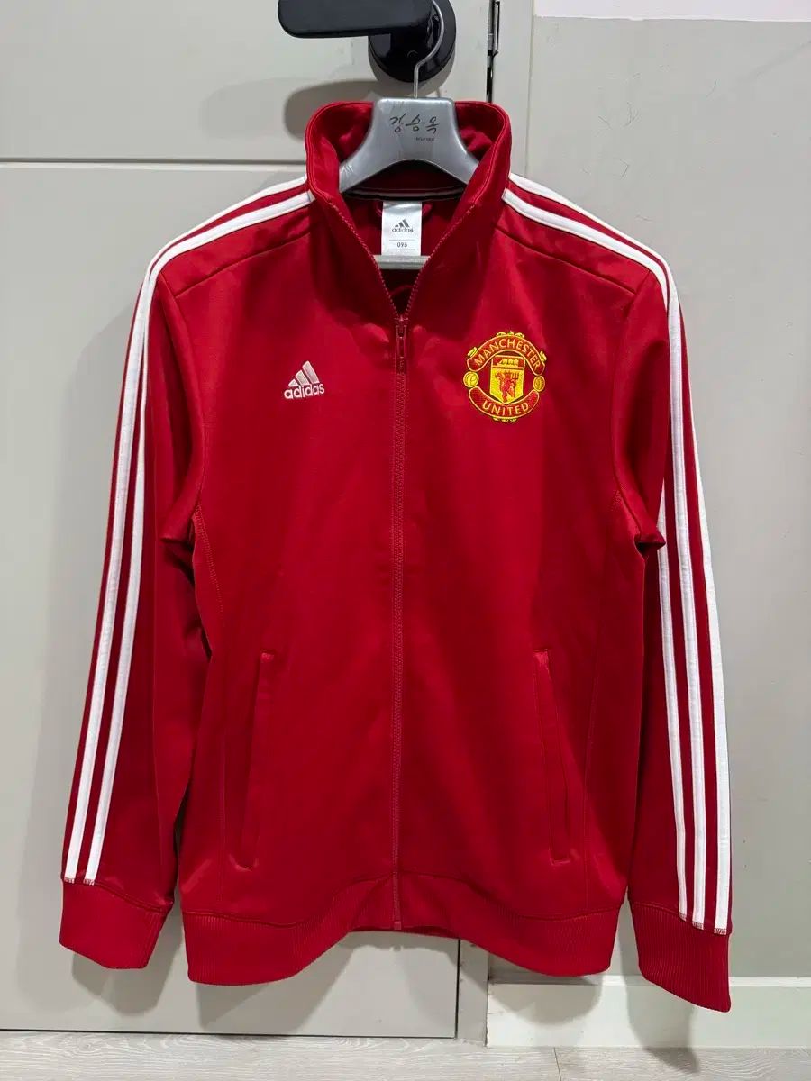 アディダス MANCHESTER UNITED FC トラックジャージ