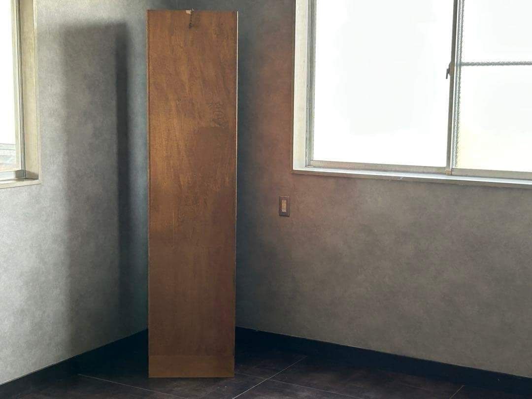 コロニアル カップボード