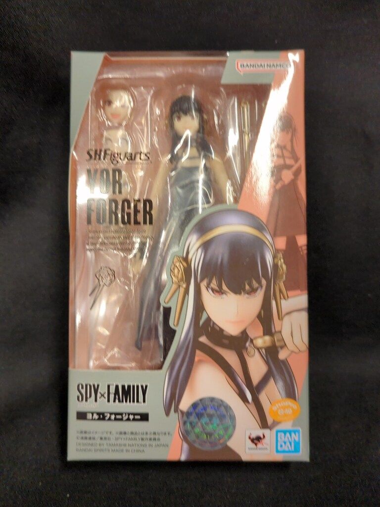 BANDAI 良い SPIRITS S.H.Figuarts ヨル・フォージャー Amazon.co.jp