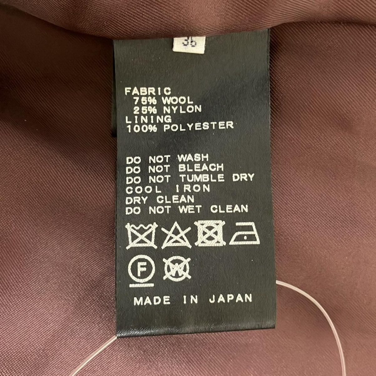 グレーブラウン