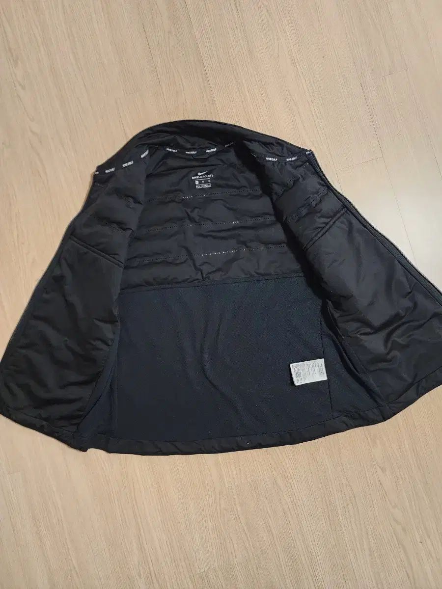 NIKE ダウンベスト