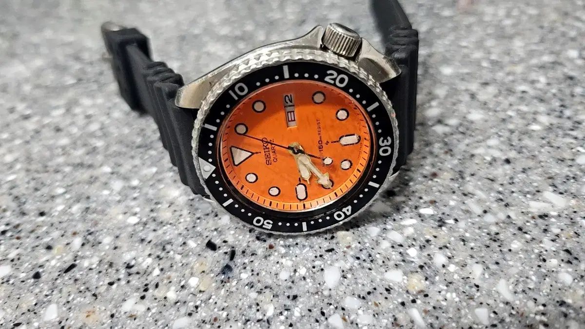 セイコーダイバークォーツ7548 700 C
