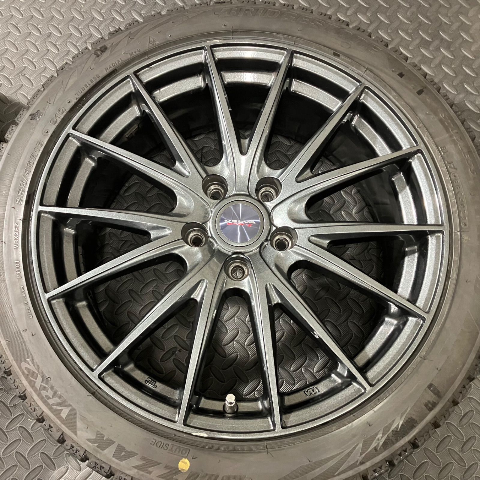 ブリザックVRX 2