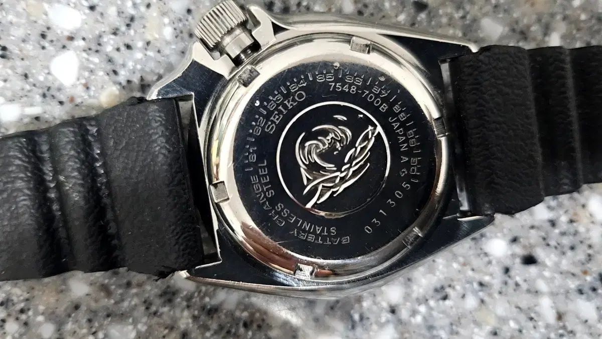  SEIKOダイバー クオーツ 7548 700 B 品 腕時計(クォーツ) 腕時計(アナログ)