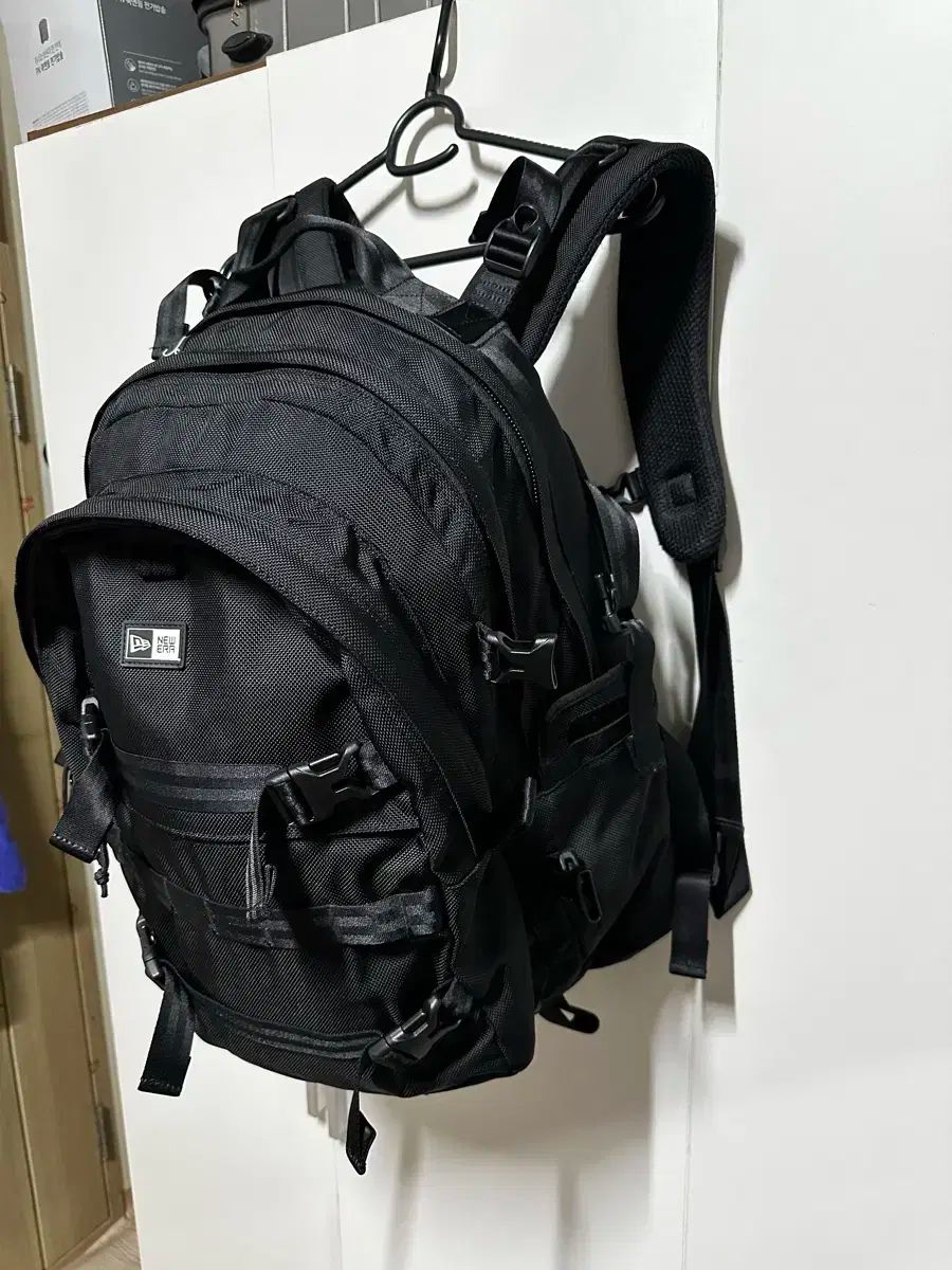 ERA ブラック バックパック バッグ