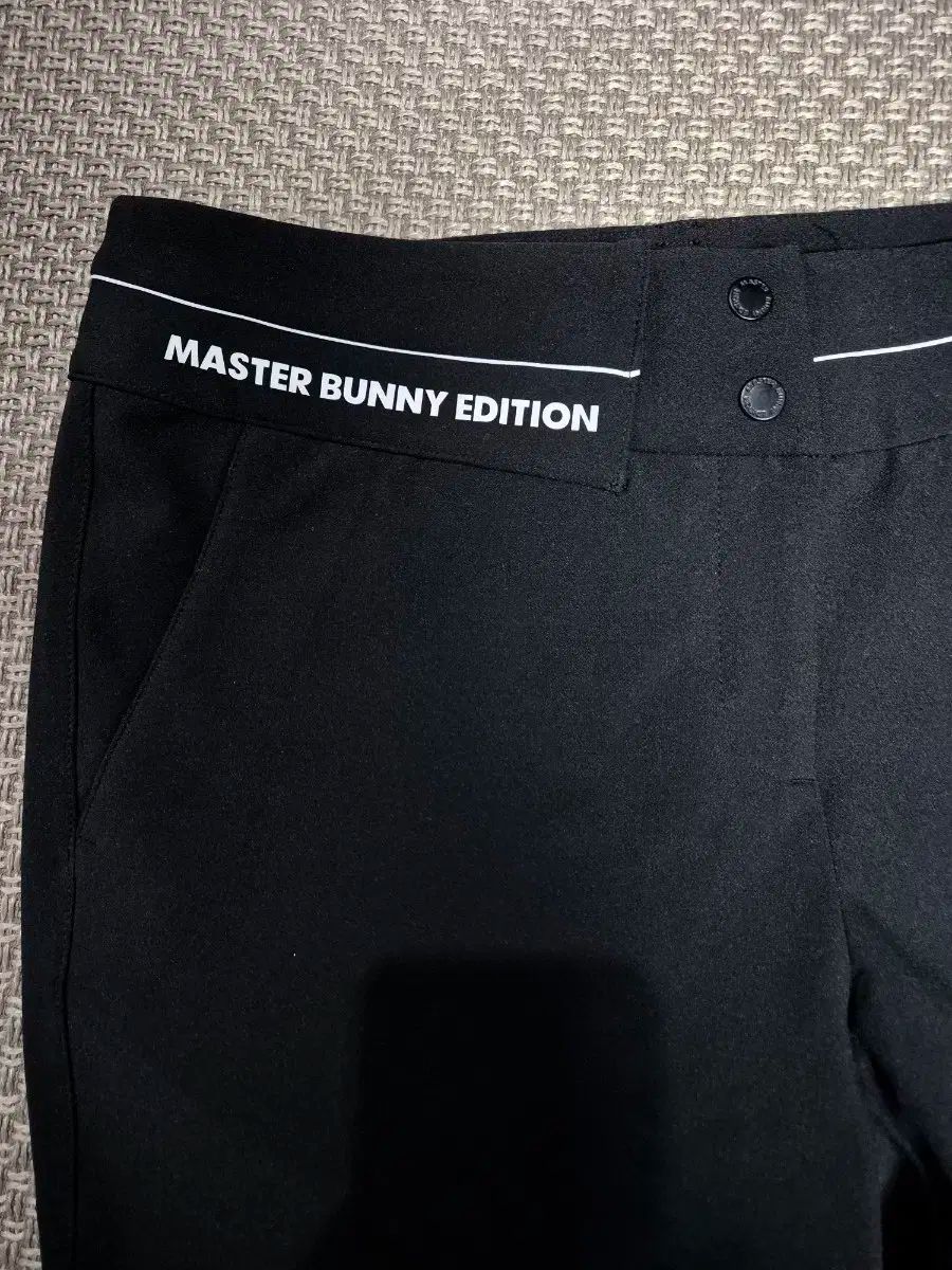 マスターバニーエディション レディースゴルフパンツ