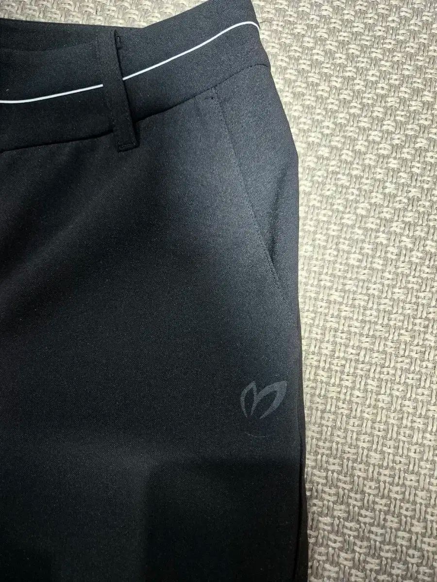 マスターバニーエディション レディースゴルフパンツ LLC-HASEGAWATOSO_COM