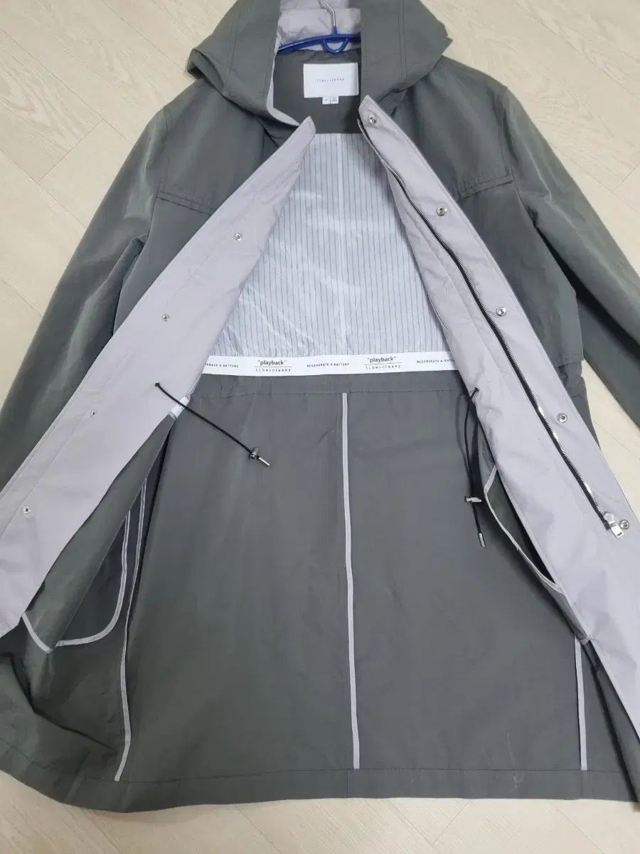 リーバークラシー レインコート カーキ