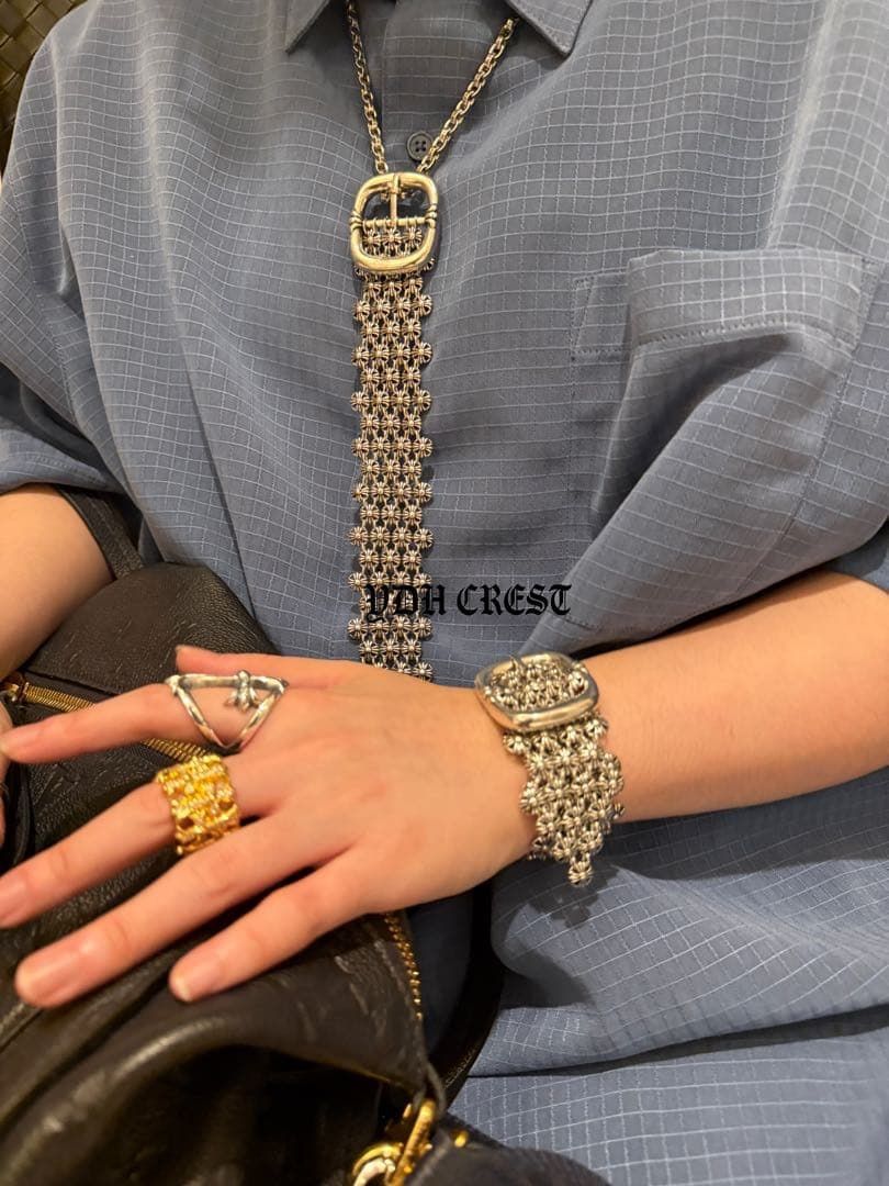 個性派ブレスネック 18