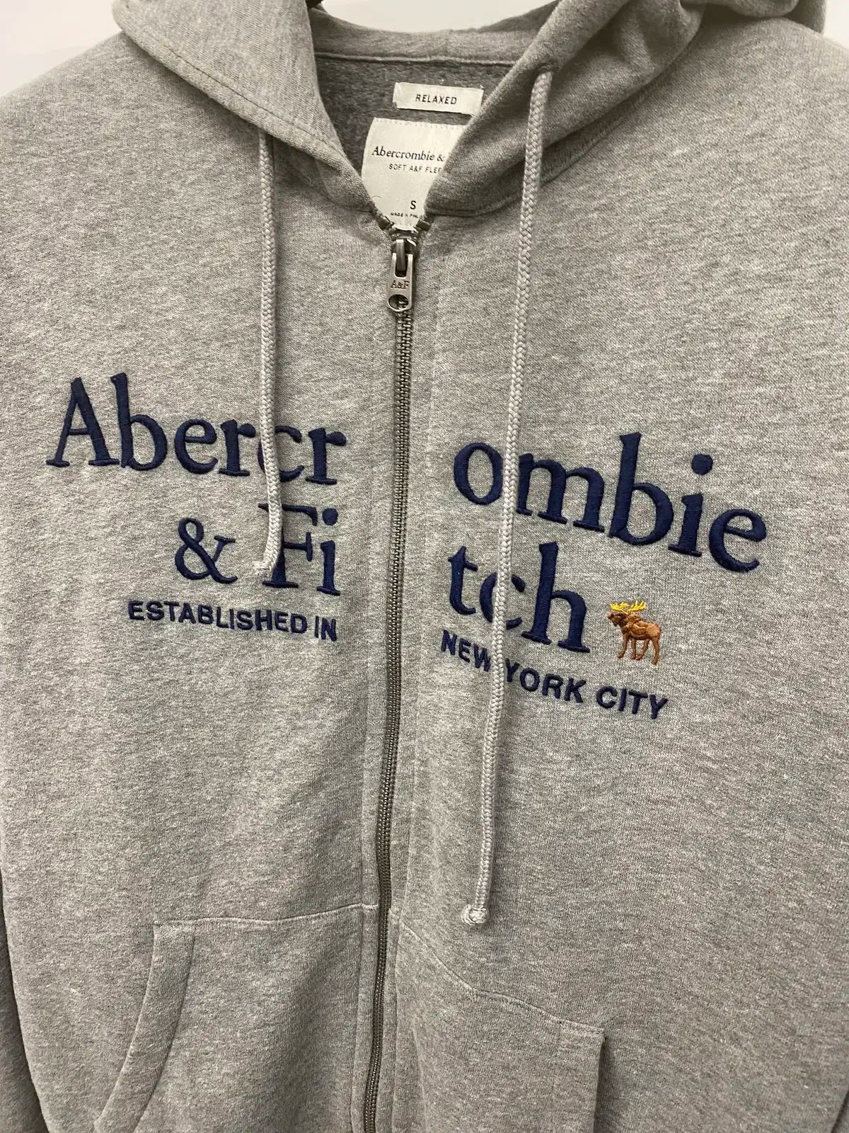 ユニセックス Abercrombie アバクロンビー グラフィック 刺繍 フードフーディー ジップアップ スウェットシャツ ジャケット