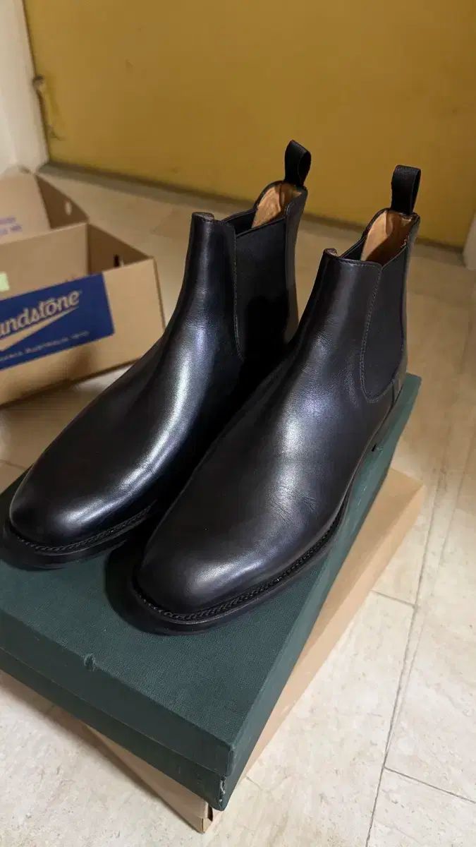 チャーチ チェルシーブーツ