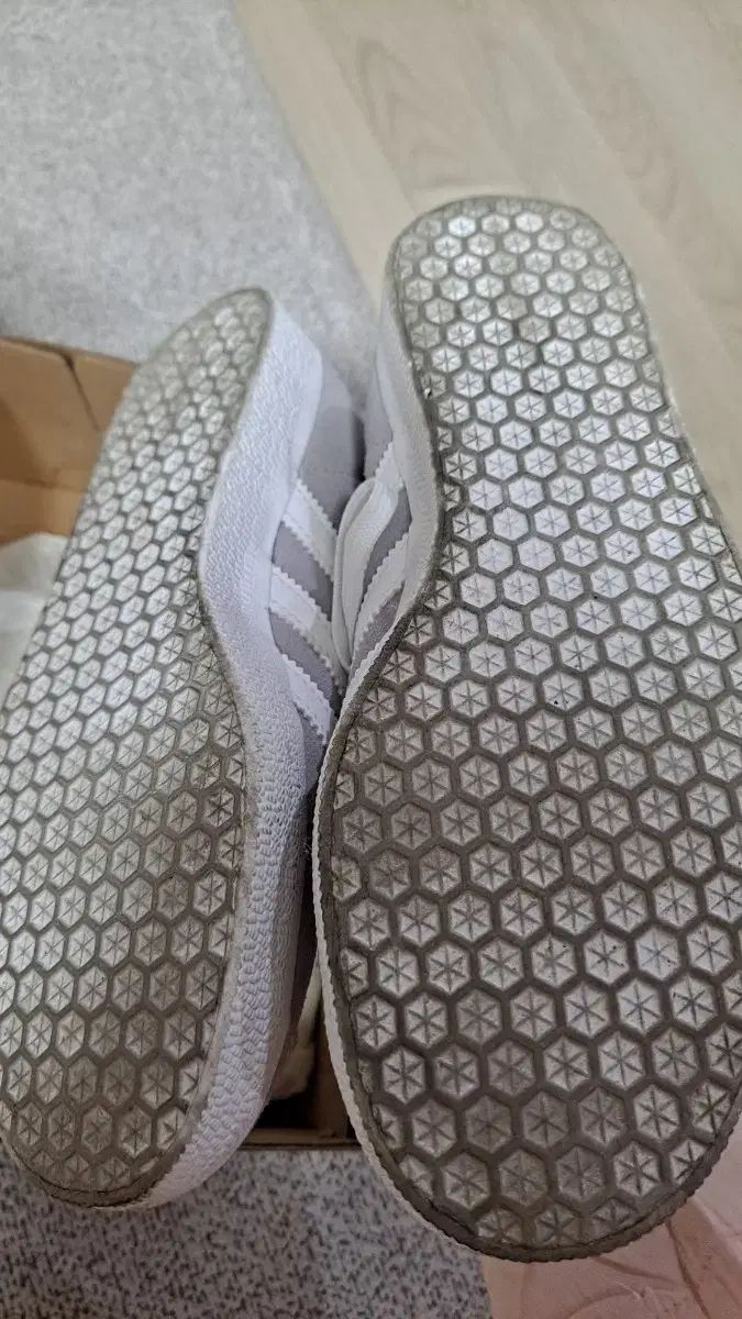  アディダス ガゼル ラベンダー 235 スニーカー 靴